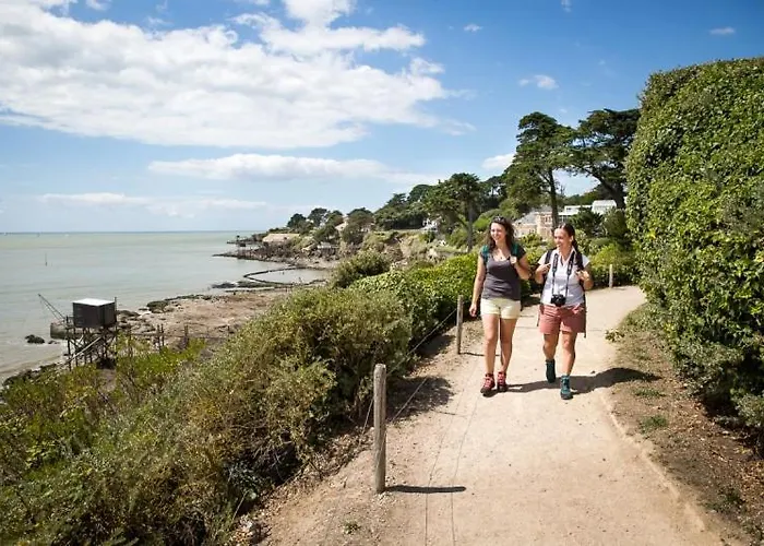 Pied A Terre En Bord De