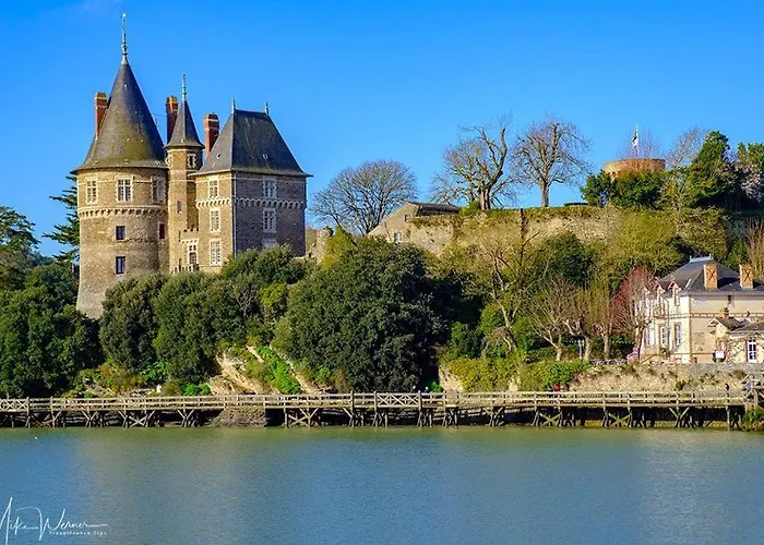 Pied A Terre En Bord De 아파트